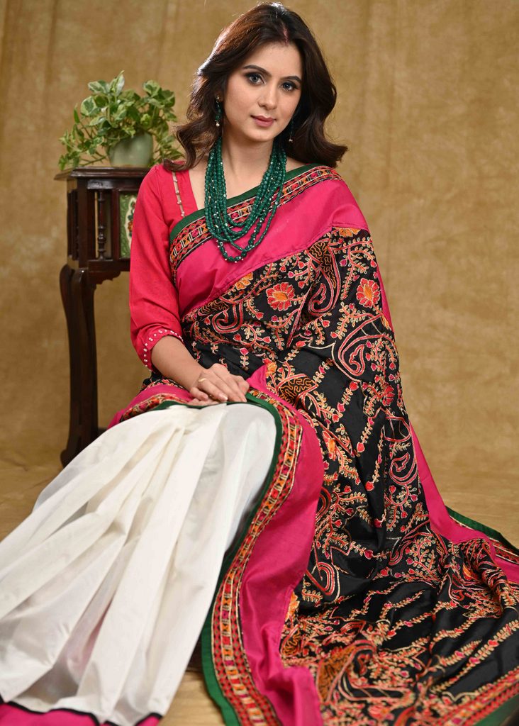 Stunning Off-White Chanderi Saree with Heavy Embroidery Pallu and Pink Border