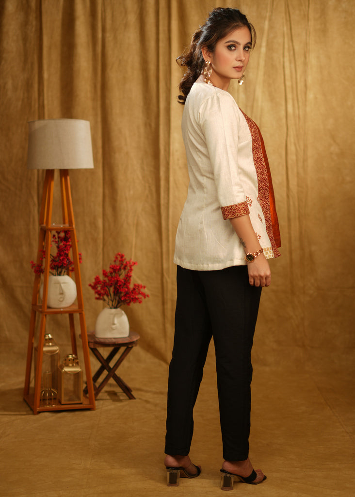 Cream Jacket With Delicate Embroidered Detailing - Inner optional