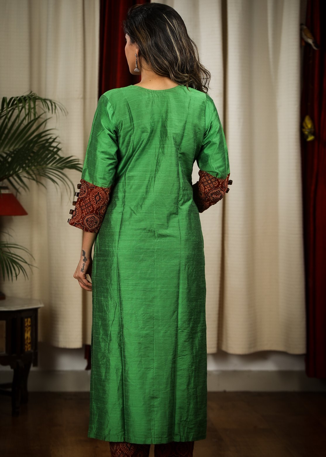 Straight Cut Green Cotton Silk Kurta with Ajrakh and Embroidered Patch Work