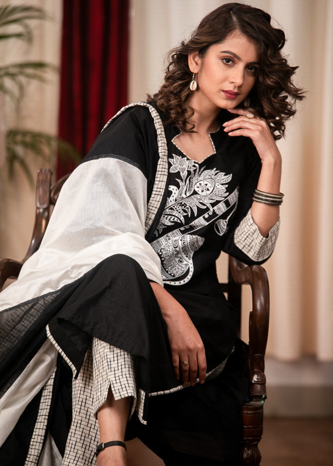 Black& White Straight Cotton Handloom Kurta with Impeccable Hand Painting of Musical Expressions, Pant & Dupatta - 3 Piece