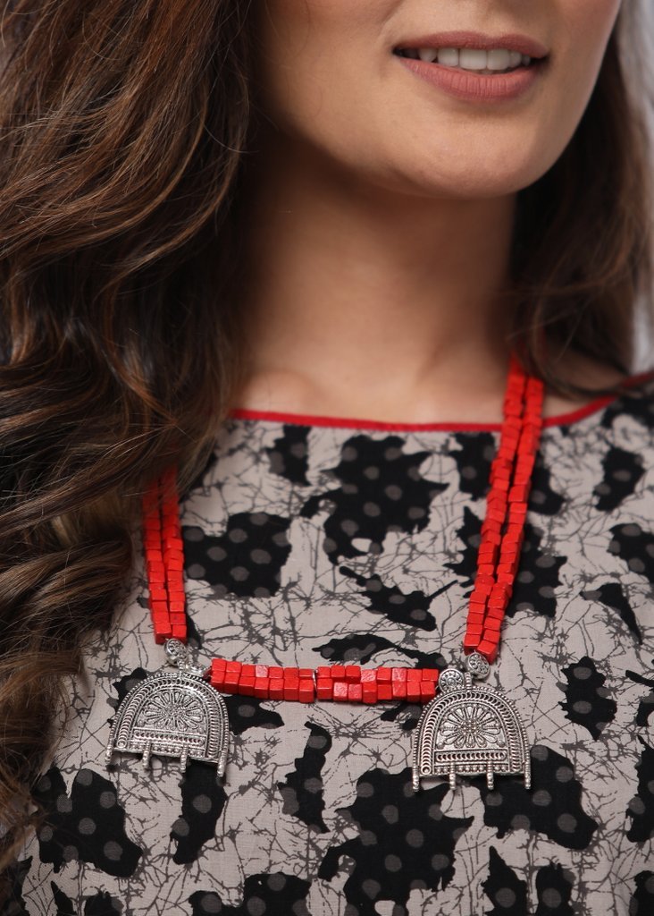 Exclusive neckpiece with wooden beads & german silver pendants