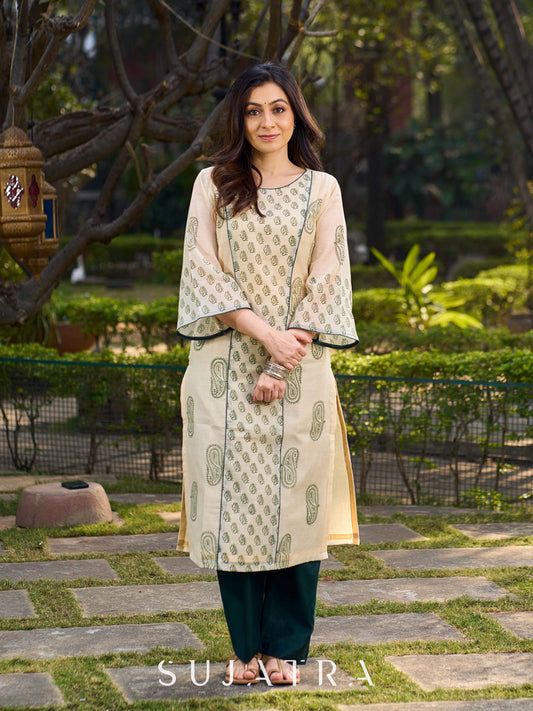 Elegant Bottle Green Chanderi Pencil Pant