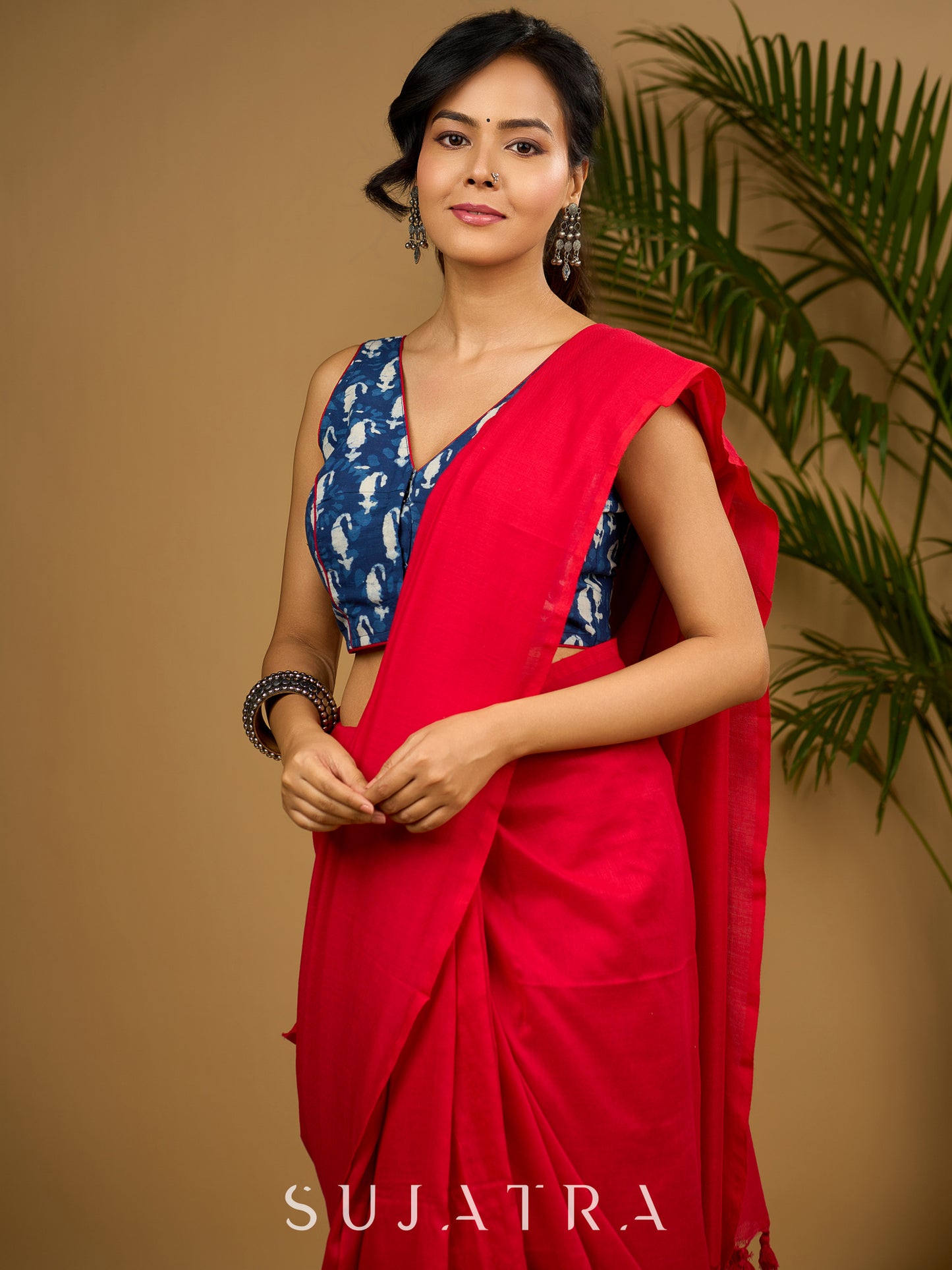 Stunning indigo cotton sleeveless blouse - Optional Plain Saree