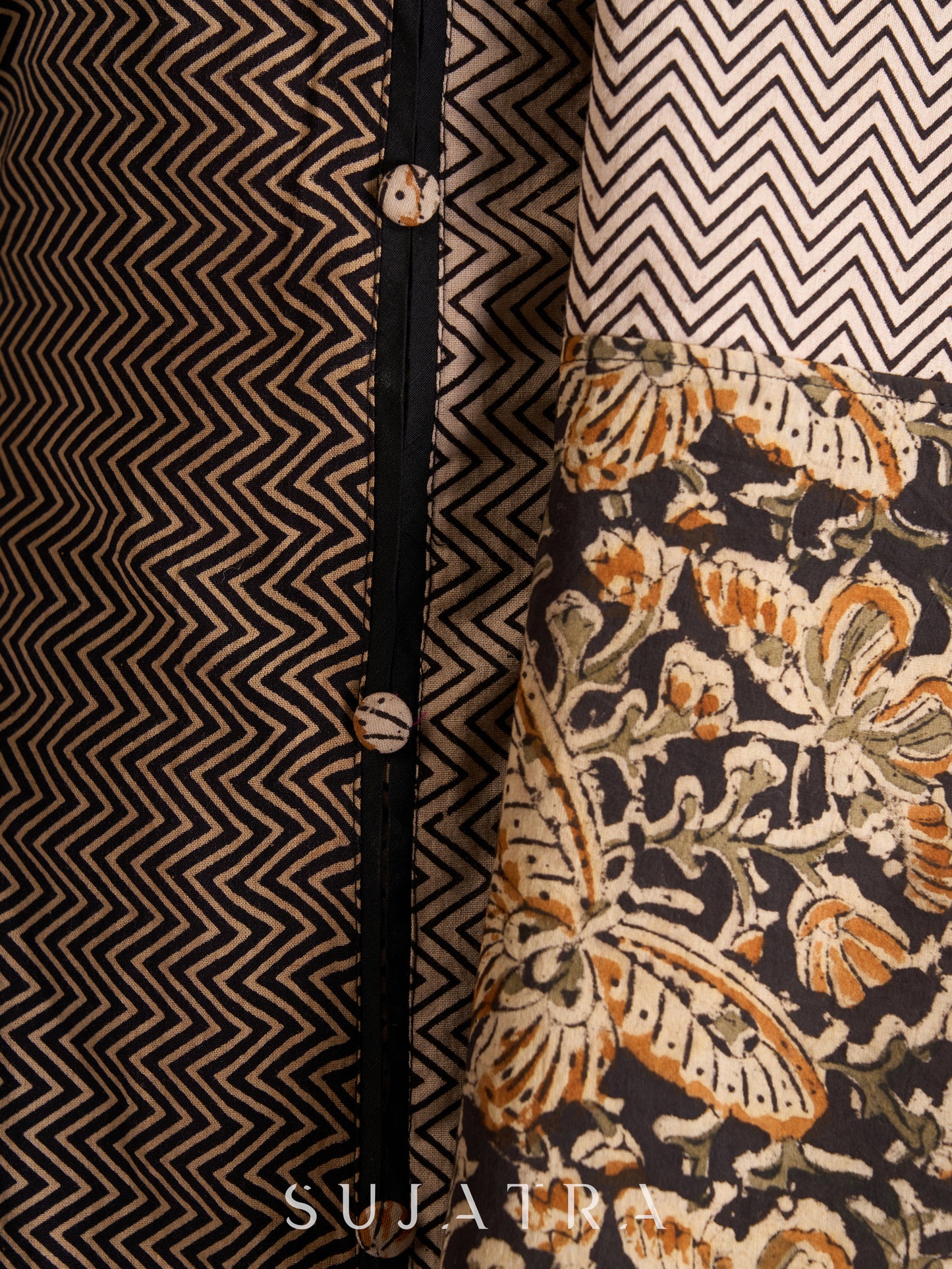 Bold Ajrakh Zigzag V-Neck Kurta with Black Kalamkari in Sleeves & Contrast Black Piping
