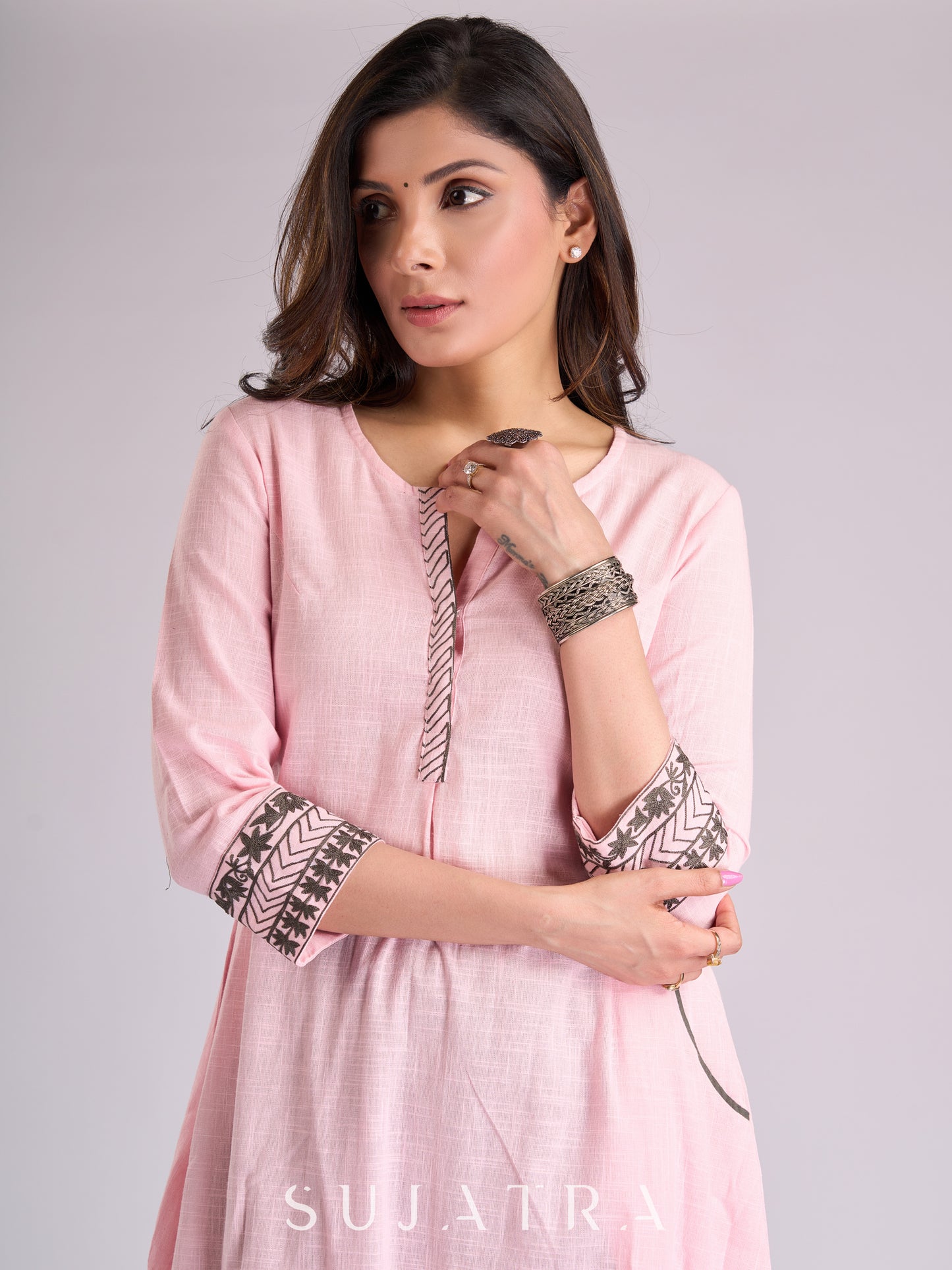 Elegant Pink Cotton Kurta with Exquisitely Embroidered Neckline & Sleeves