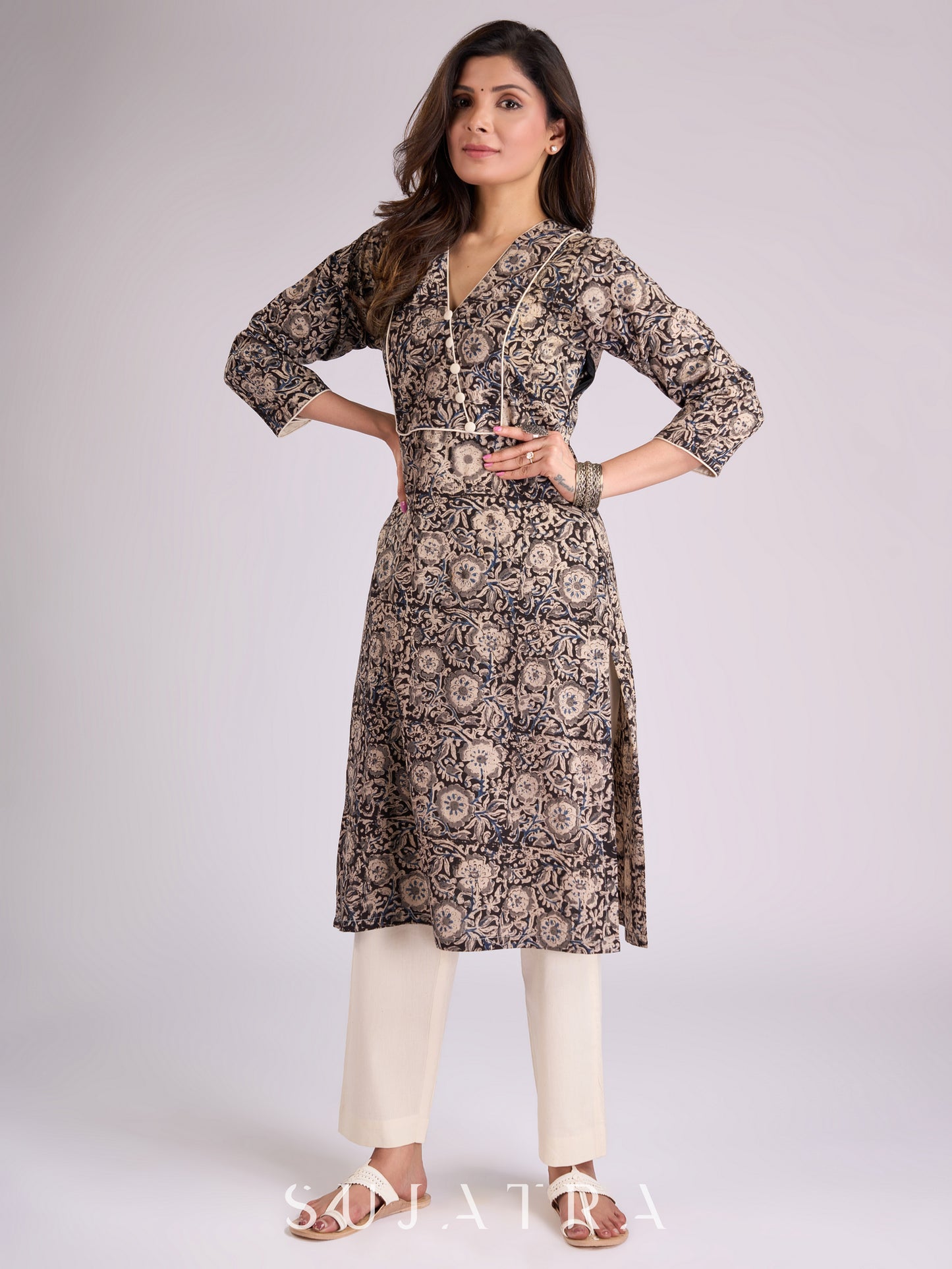 Elegant Black Kalamkari Cotton Kurta with Off-White Piping Accents