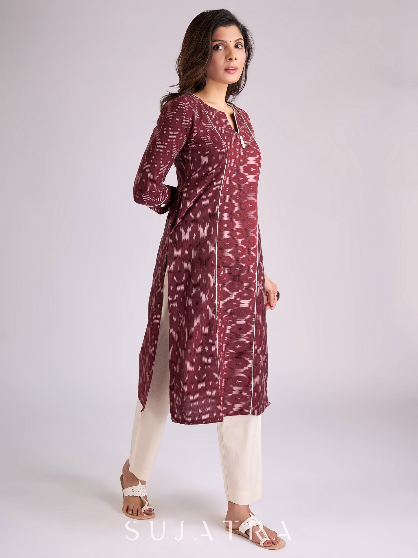 Sophisticated Maroon Ikat Cotton Kurta with Contrasting White Piping Accents