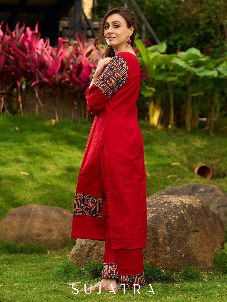 Red Cotton Kurta with Traditional Fish Print Motifs and Gold Accents