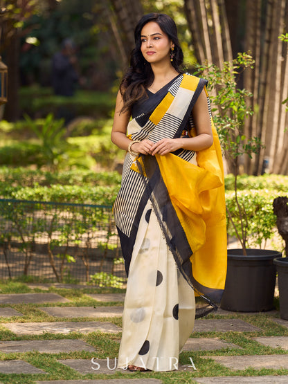Elegant Geometric Printed Saree Crafted in Striking Mustard & Ivory Tones