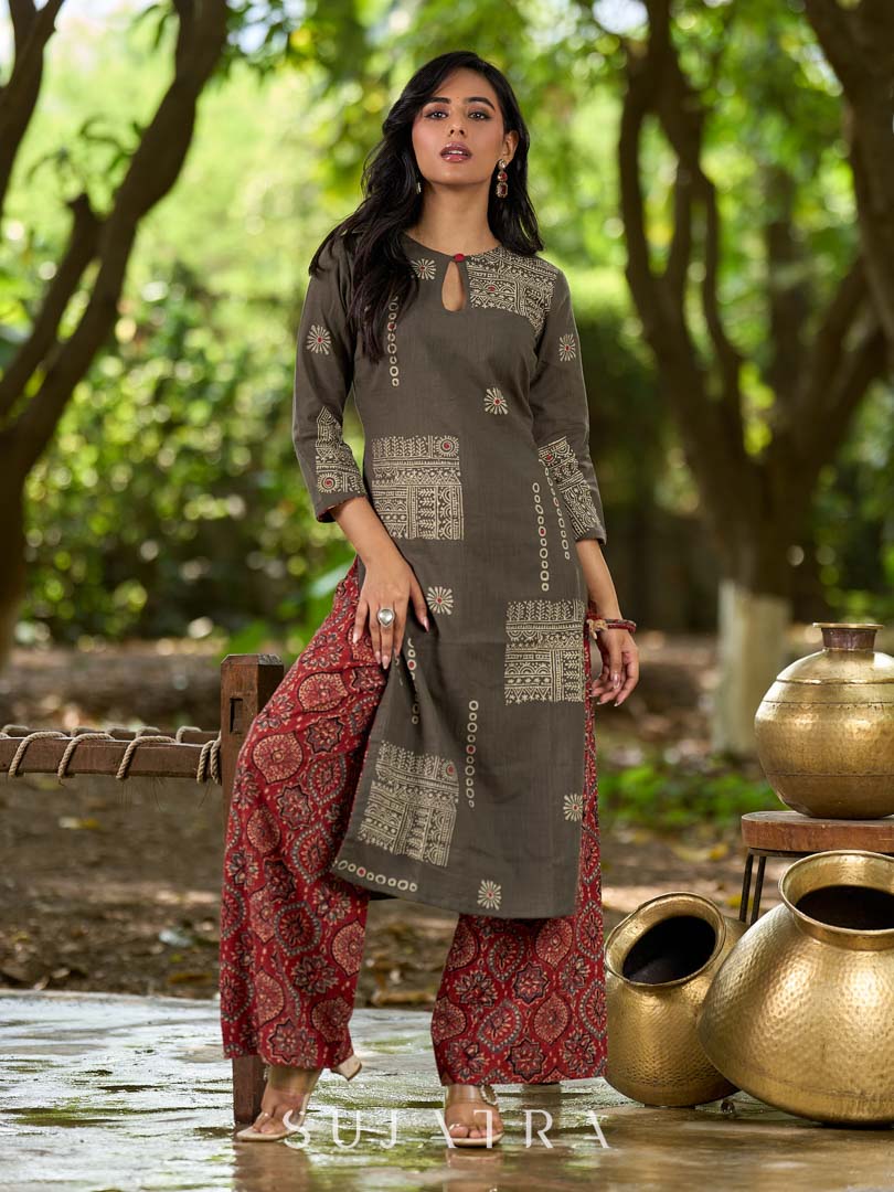Chic Grey Cotton Kurta with Statement Abstract Hand Block Design