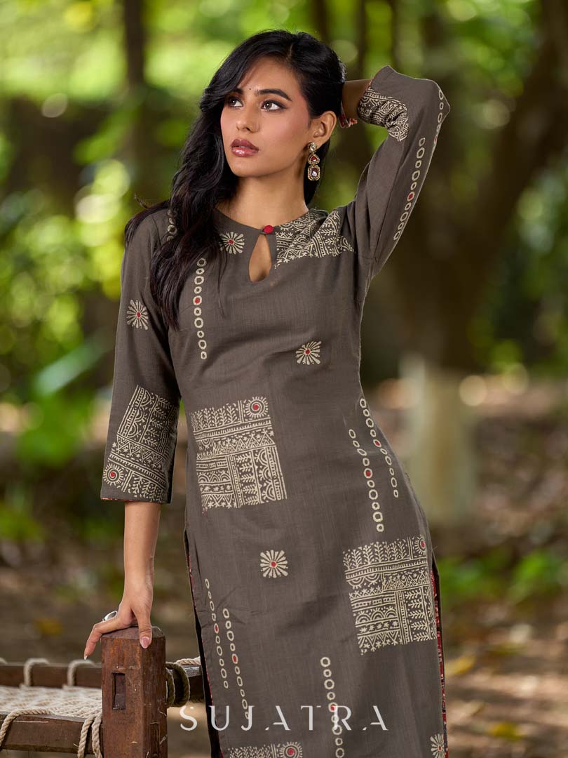 Chic Grey Cotton Kurta with Statement Abstract Hand Block Design