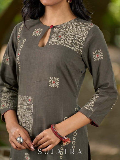 Chic Grey Cotton Kurta with Statement Abstract Hand Block Design