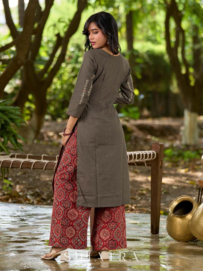 Chic Grey Cotton Kurta with Statement Abstract Hand Block Design