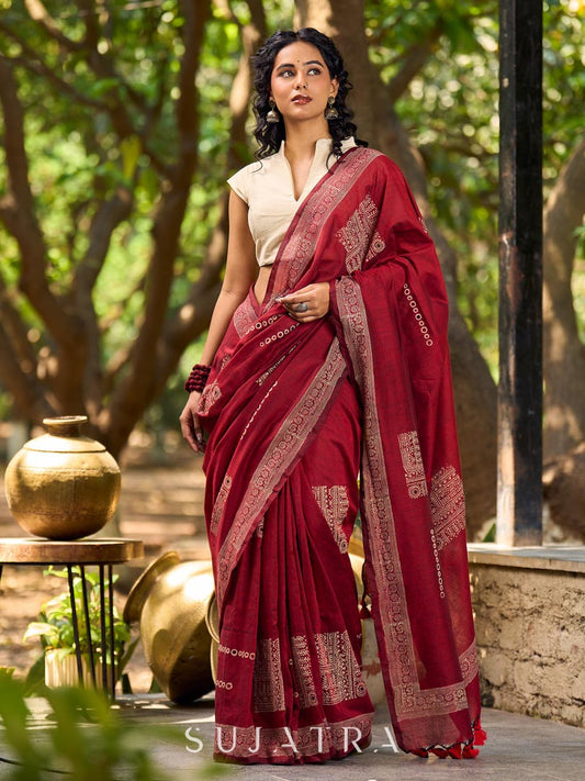 Chic Maroon Cotton Saree with Modern Abstract Hand Block Print
