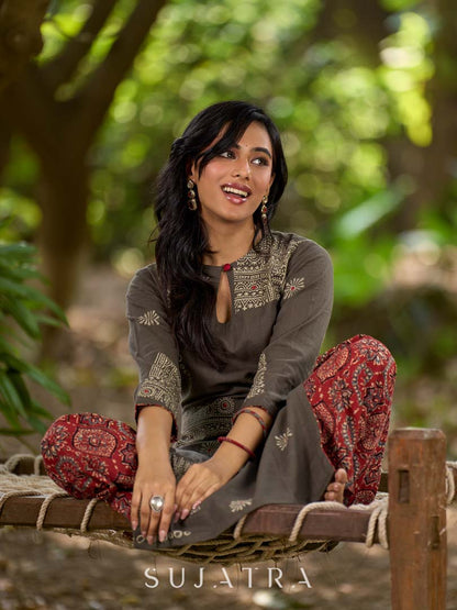 Chic Grey Cotton Kurta with Statement Abstract Hand Block Design