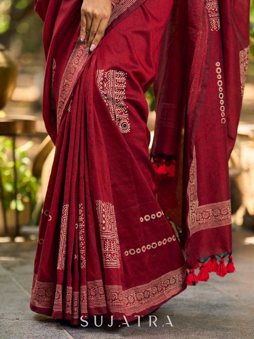 Chic Maroon Cotton Saree with Modern Abstract Hand Block Print