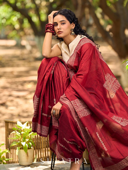 Chic Maroon Cotton Saree with Modern Abstract Hand Block Print