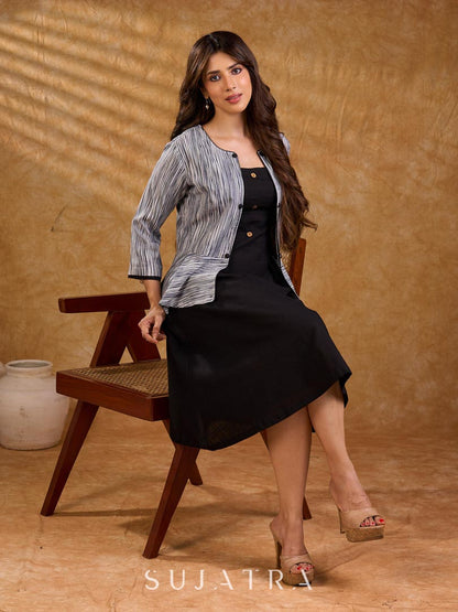 Monochrome Stripe Cotton Short Peplum Jacket