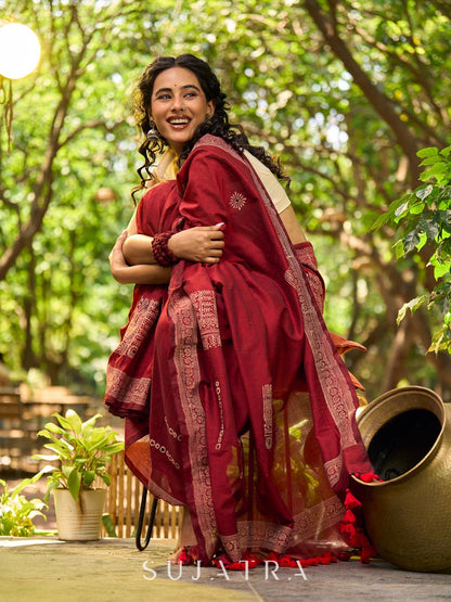Chic Maroon Cotton Saree with Modern Abstract Hand Block Print