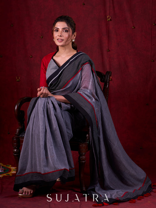 Grey Mul Cotton Saree with Checkered Border & Red Tassel Detailing