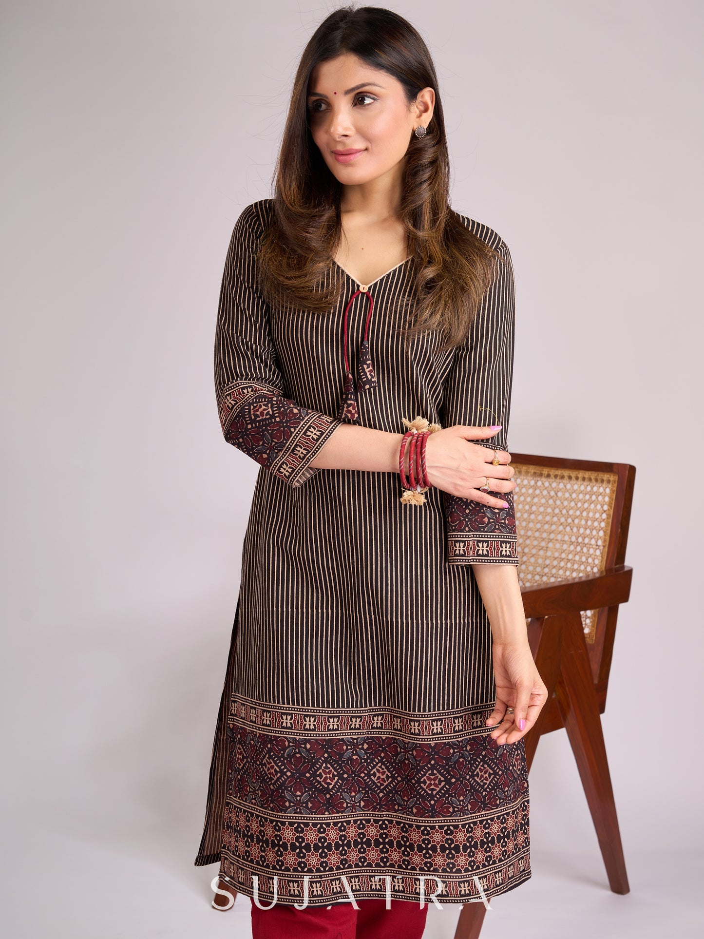 Elegant Black Lined Ajrakh Kurta with Border Accents, V-Neckline & Ajrakh Tassels