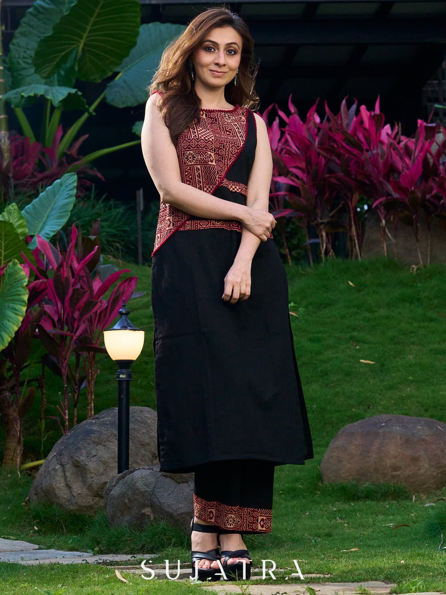 Modern Black Cotton Kurta with Asymmetric Maroon Ajrakh Patch Panel and Strap Details