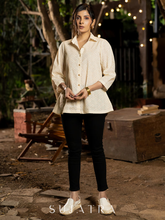 Soft Cream Hakoba Shirt with Subtle Handcrafted Collar and Sleeves Detail
