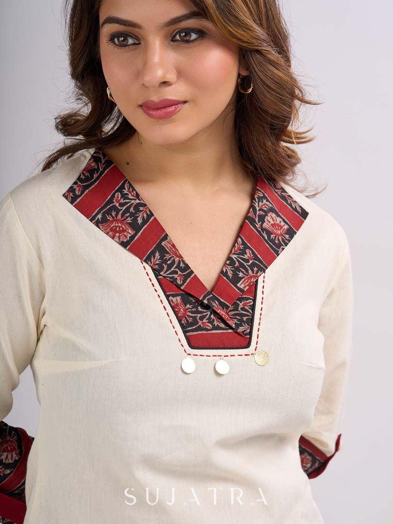 Off White Cotton Flex Top with Statement Floral Printed Collar & Cuff Highlighted with Handcrafted Kantha