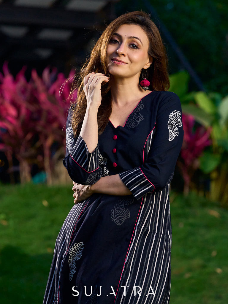 Black Cotton Kurta with Fish Print and Striped Panels Accentuated with Magenta Highlights