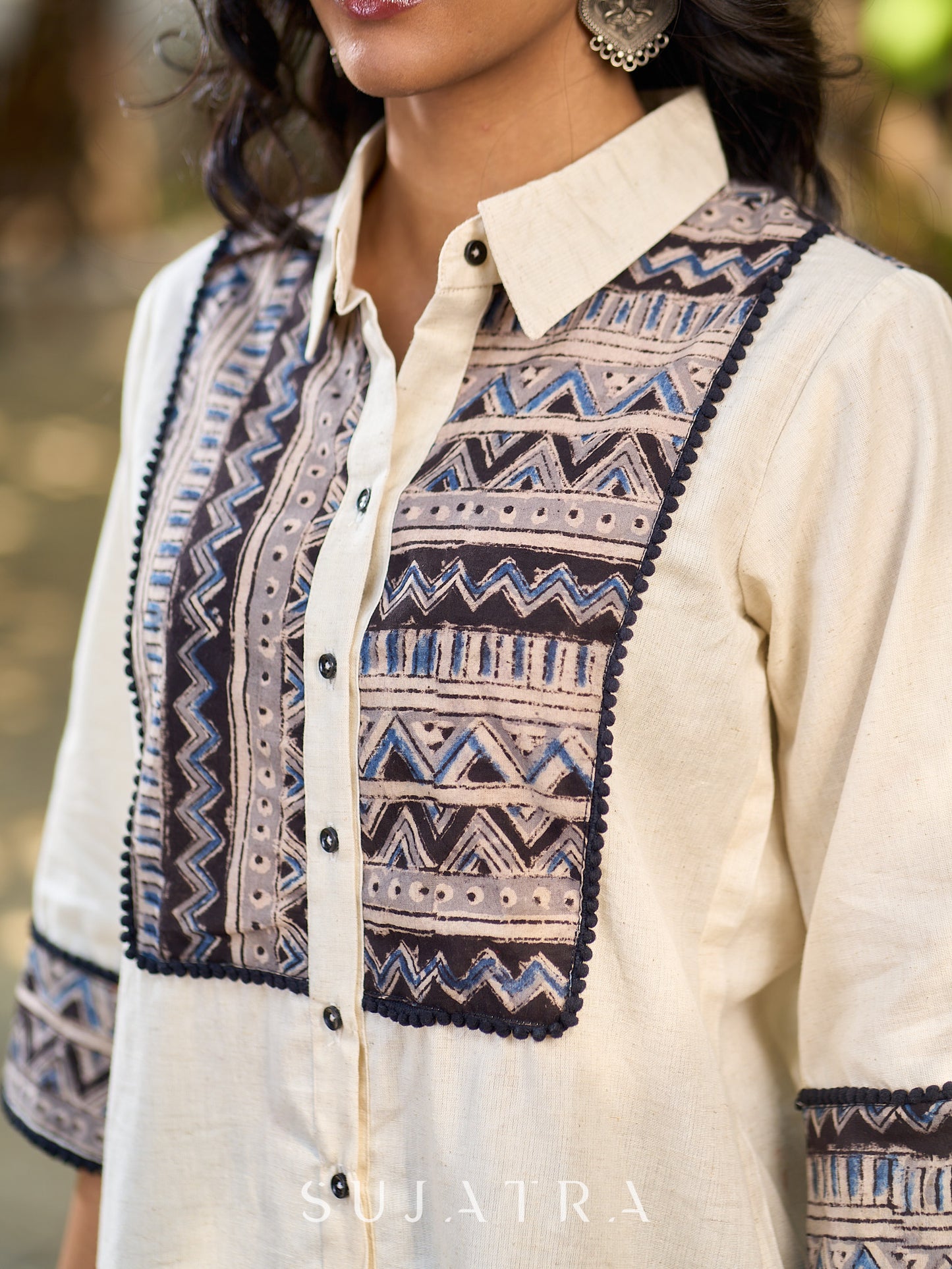 Ivory Heritage Cotton Flex Shirt with Traditional Geometric Kalamkari Prints