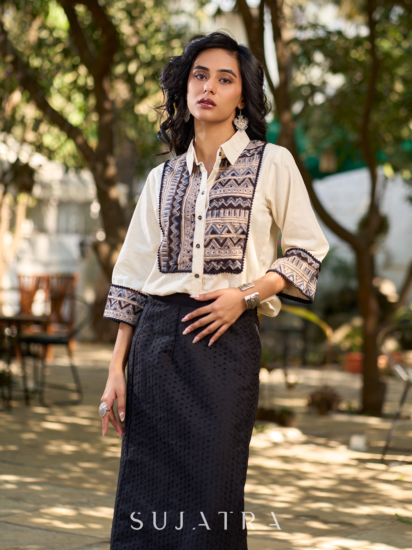 Ivory Heritage Cotton Flex Shirt with Traditional Geometric Kalamkari Prints