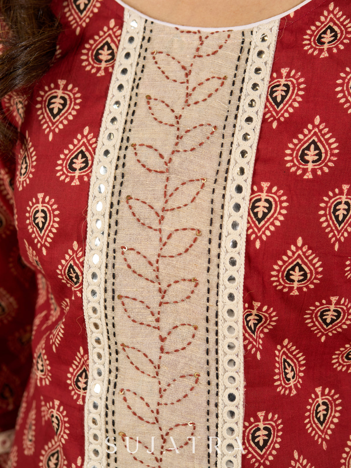 Scarlet Serenity Mirror Accent Kurta Set with Kantha Border and Dupatta