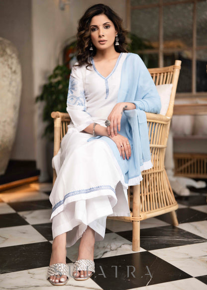 Elegant White Cotton Silk Kurta With Blue Embroidery On Sleeves & Hemline