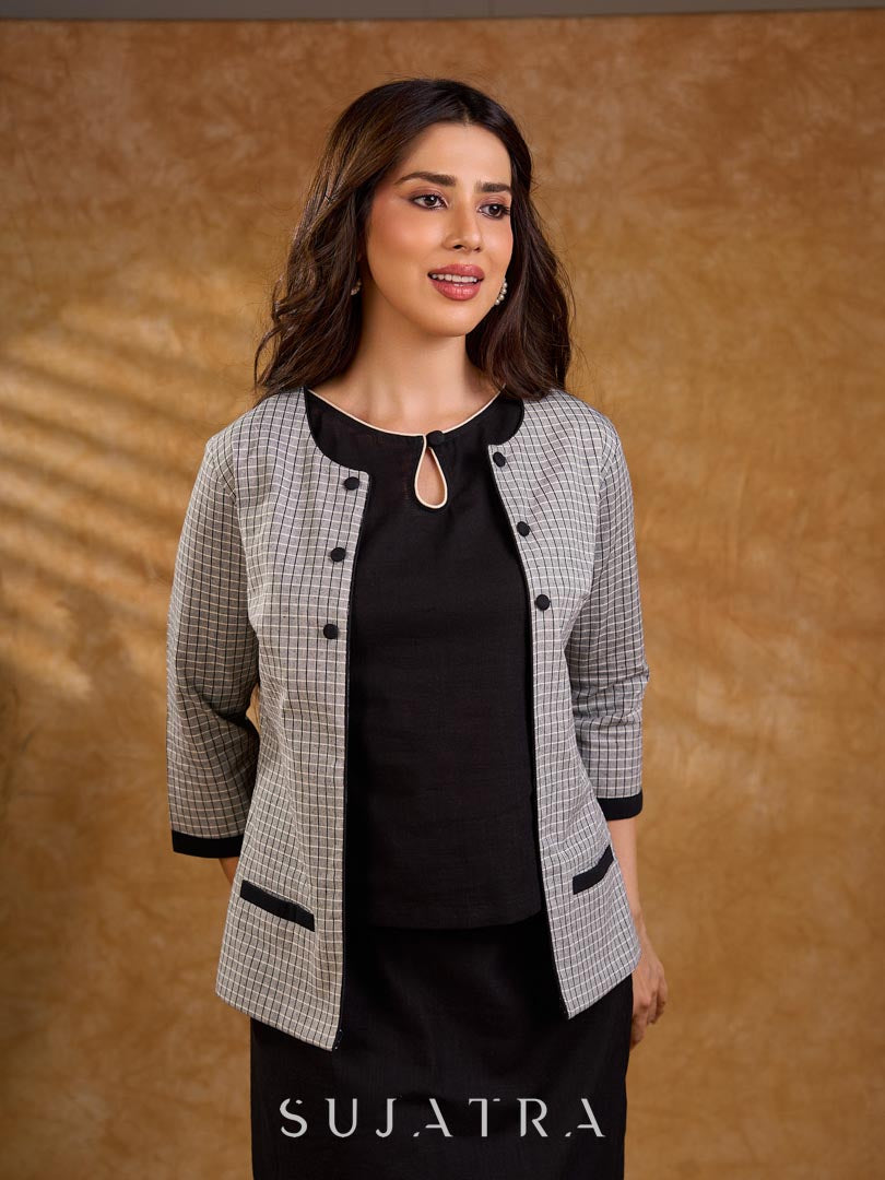 Tailored Grey White Ikat Cotton Cropped Jacket with Front Pockets and Black Border Detail