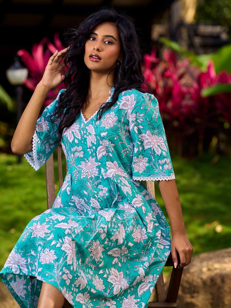 Sea Green Floral Cotton Dress with Lace-Trimmed Neckline and Puffy Sleeves