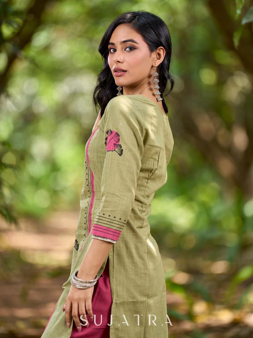 Radiant Mint Green Cotton Kurta with Minimal Floral Hand Block Motifs and Magenta Detailing