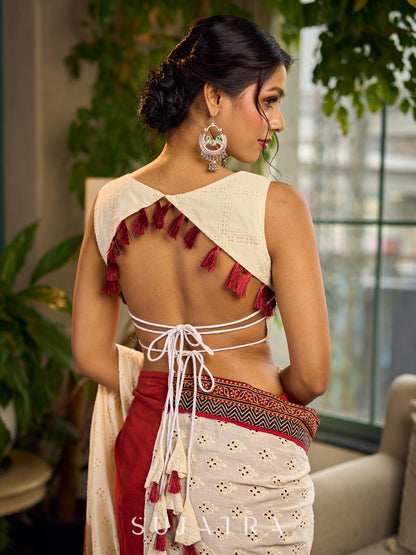 Elegant White Hakoba Cotton Saree with Rust-Red Kalamkari Print & Ajrakh Chevron Border