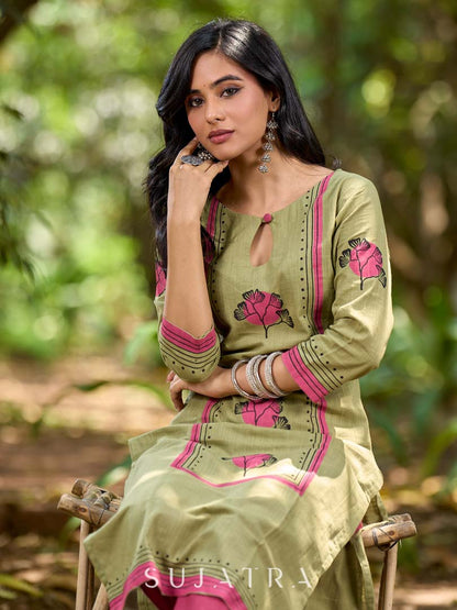 Radiant Mint Green Cotton Kurta with Minimal Floral Hand Block Motifs and Magenta Detailing