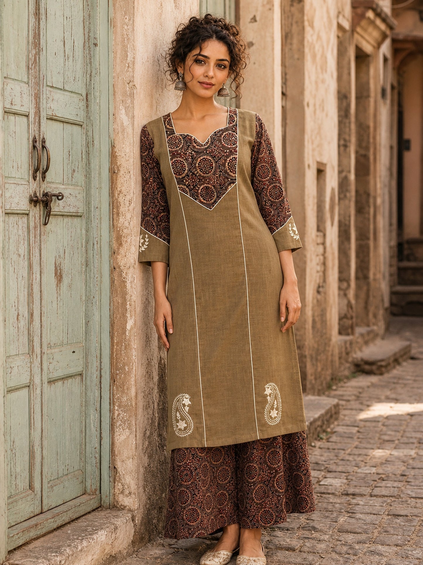 Elegant Beige Kurta with Ajrakh Print Yoke & Paisley Embroidery