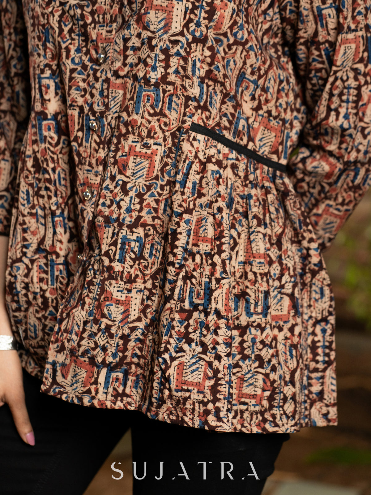 Dussehra Sale — Lavish Maroon Kalamkari Shirt Featuring Beautiful Gathers