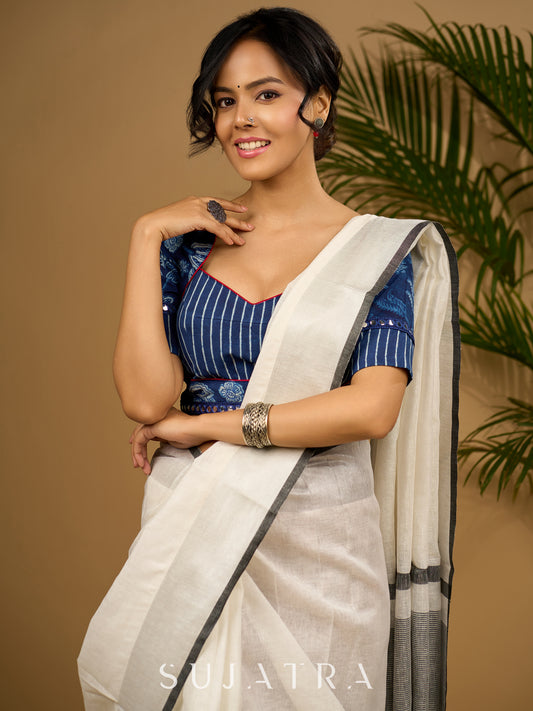 Beautiful cotton indigo blouse with a striking combination.