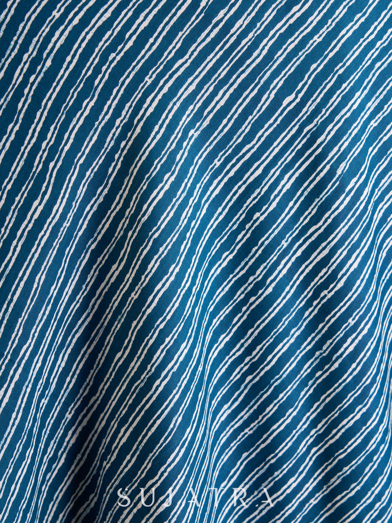Graceful Blue Striped Viscose Flared Sleeveless Kurta