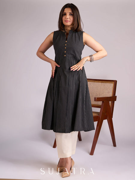 Sophisticated Black Striped Ikat Kurta with Graceful Pleat Detailing