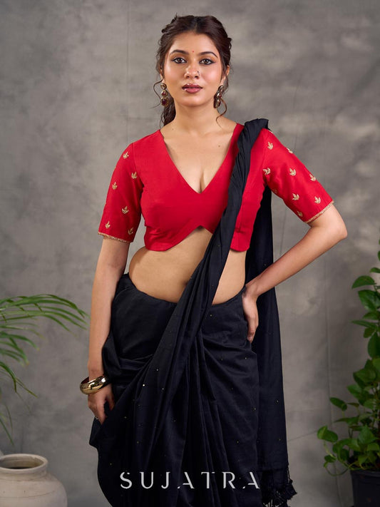 Effortless Black Cotton Saree with Minimal Embellishment