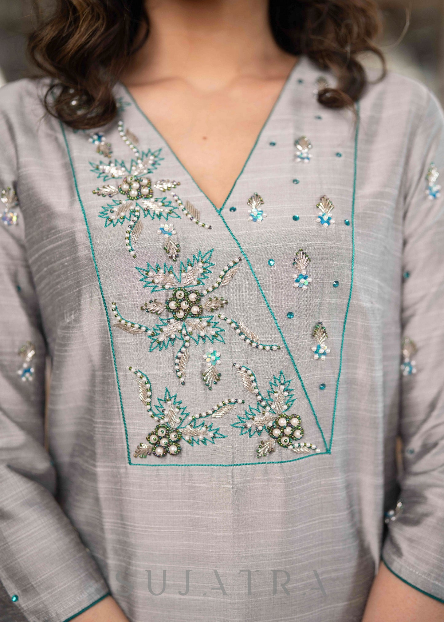 Elegant Grey Cotton Silk Kurta With Turquoise Embroidery On Yoke