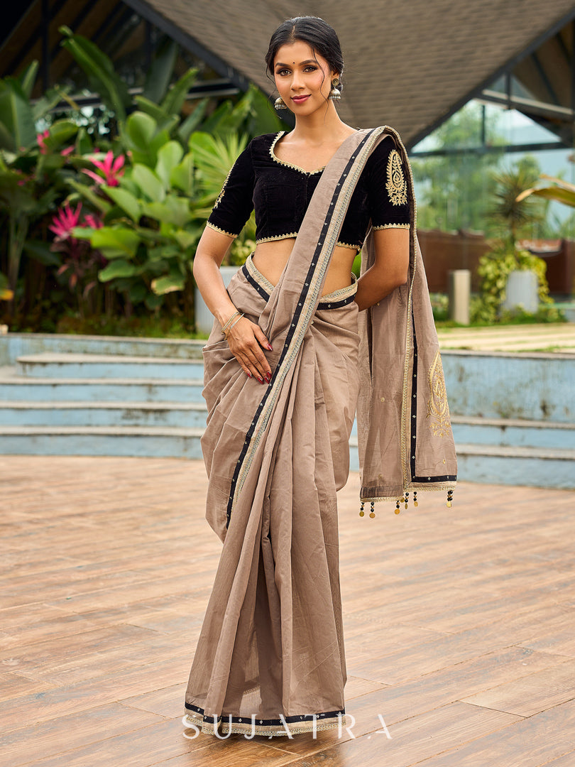 Contemporary Beige Chanderi Silk Saree with Black-Gold Woven Border & Embroidered Pallu