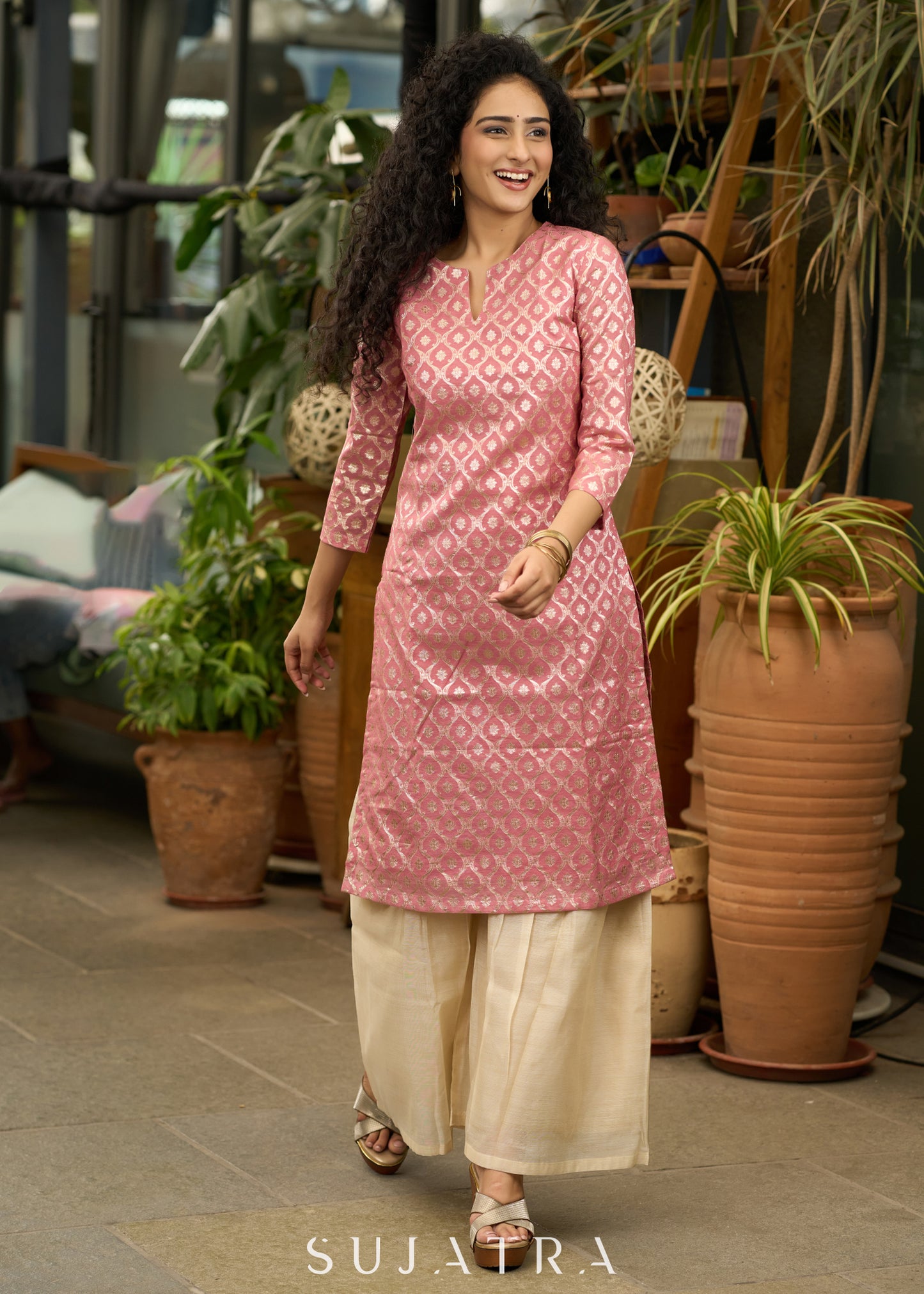 Graceful foxy pink banarsi Kurta