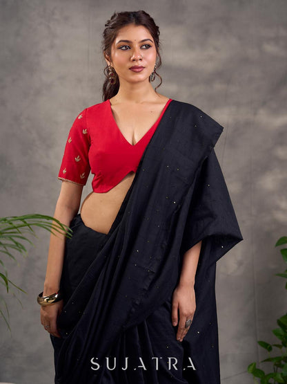 Effortless Black Cotton Saree with Minimal Embellishment