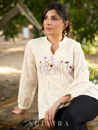 Luxe Off White Handloom Cotton Top with Graceful Hakoba Sleeves & Intricate Floral Embroidered Yoke