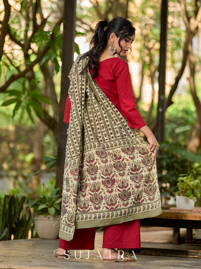 Timeless Beige Mul Cotton Dupatta with Contrasting Floral Pallu